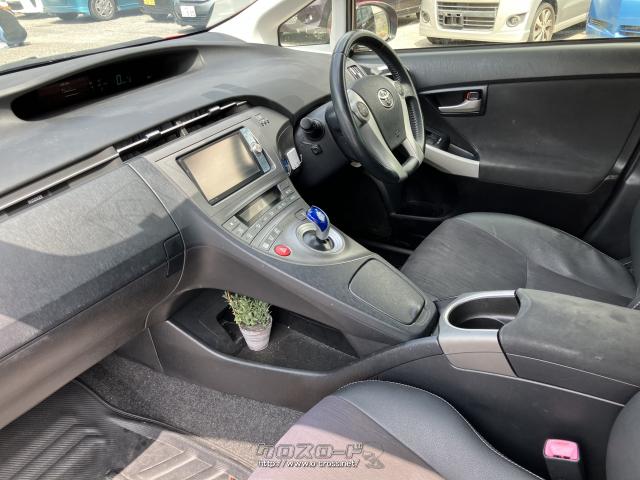 トヨタ プリウス