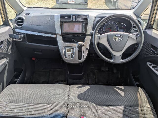 ダイハツ ムーヴ