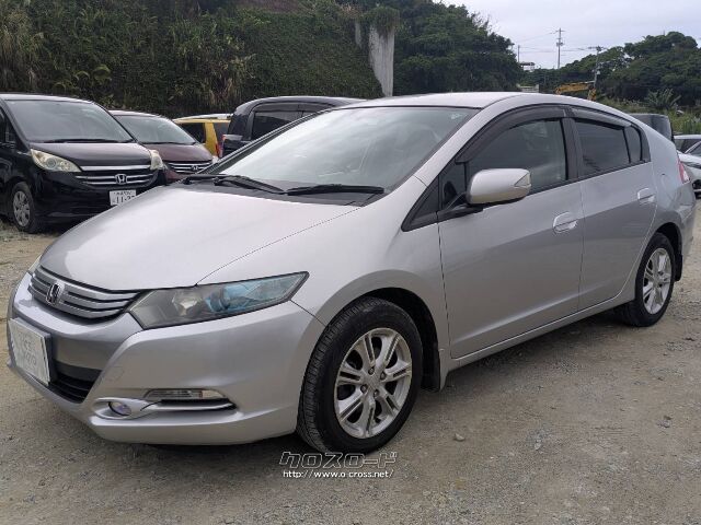 ホンダ インサイト 1.3 L・2010(H22)年式・アラバスターシルバー