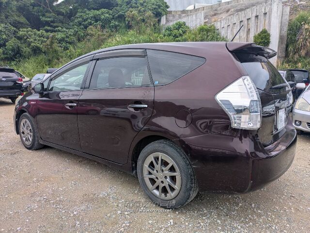 トヨタ プリウスα