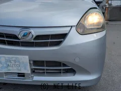 ダイハツ ミライース