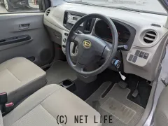 ダイハツ ミライース