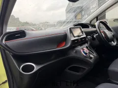 トヨタ シエンタ