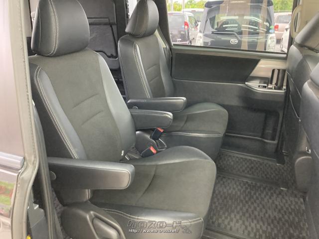 トヨタ ヴォクシー