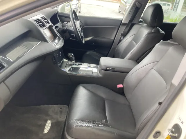 トヨタ クラウンハイブリッド