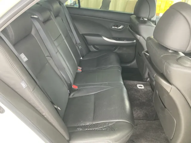 トヨタ クラウンハイブリッド