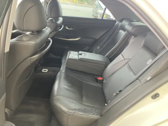 トヨタ クラウンハイブリッド