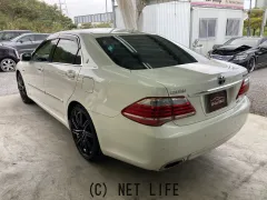 トヨタ クラウンハイブリッド