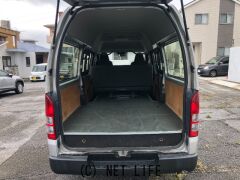 トヨタ ハイエースバン