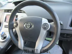 トヨタ プリウス