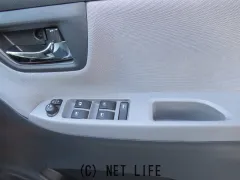 ダイハツ キャスト