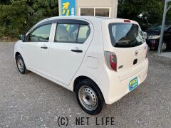 ダイハツ ミライース