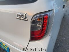 ダイハツ ミライース