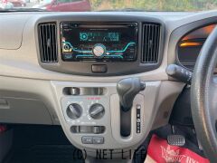 ダイハツ ミライース