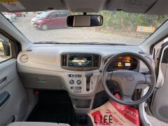 ダイハツ ミライース