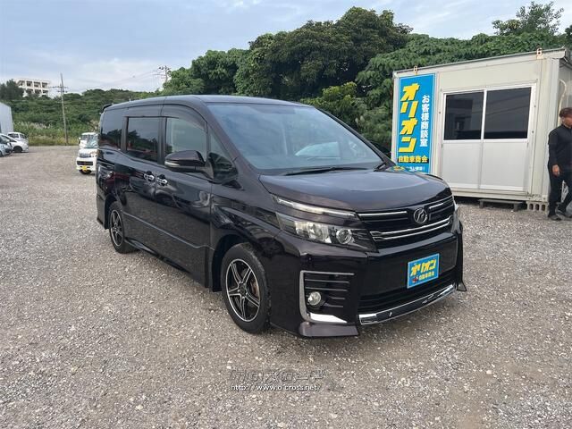 トヨタ ヴォクシー