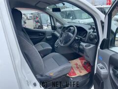 日産 NV200バネットバン
