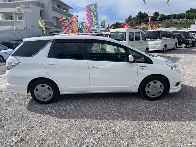 ホンダ フィットシャトルハイブリッド