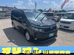 トヨタ ヴォクシー