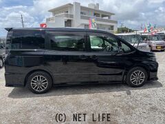 トヨタ ヴォクシー