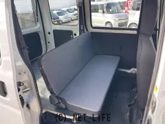 ダイハツ ハイゼットカーゴ