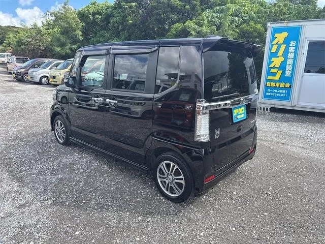ホンダ N-BOX