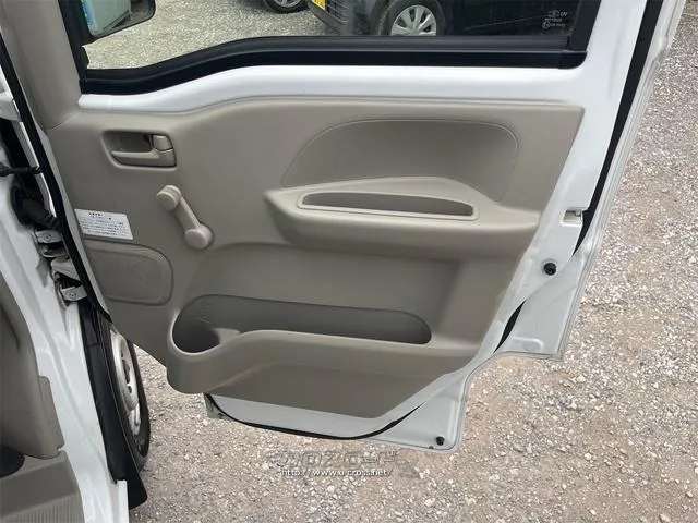 日産 NV100クリッパー