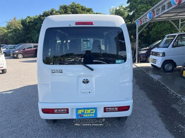 トヨタ ピクシスバン