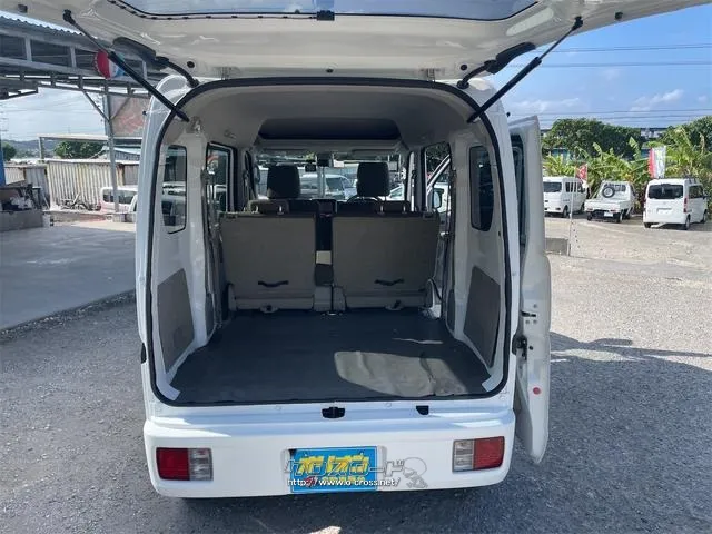 日産 NV100クリッパー