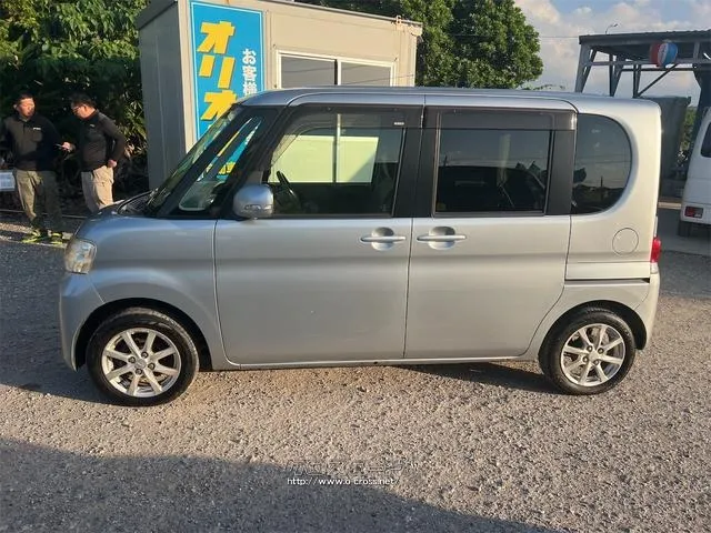 ダイハツ タント