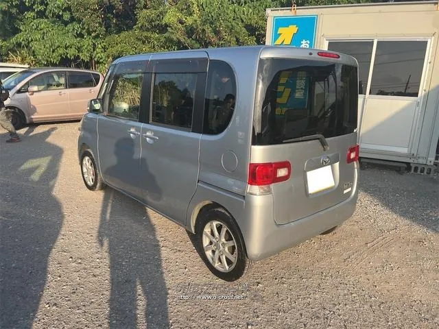 ダイハツ タント