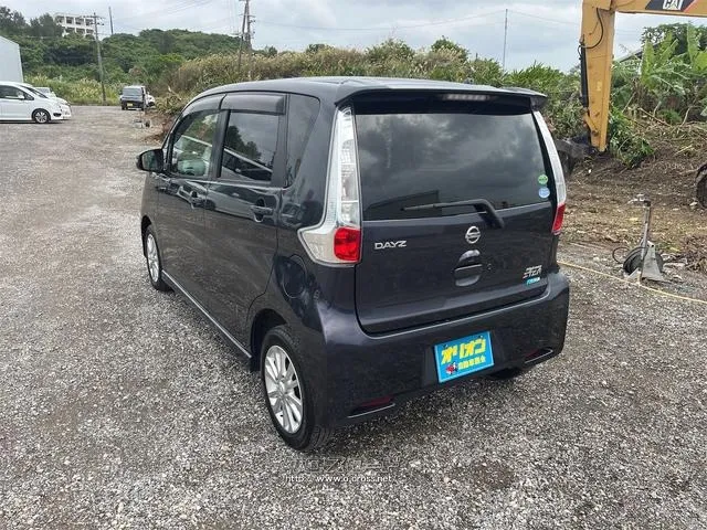日産 デイズ