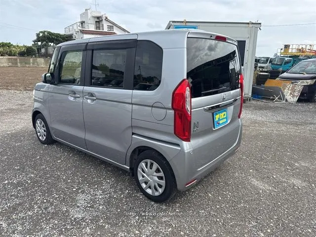 ホンダ N-BOX