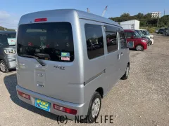 ダイハツ ハイゼットカーゴ
