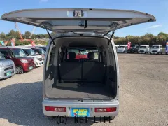 ダイハツ ハイゼットカーゴ