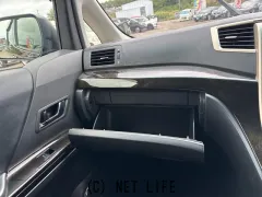 トヨタ ヴェルファイア