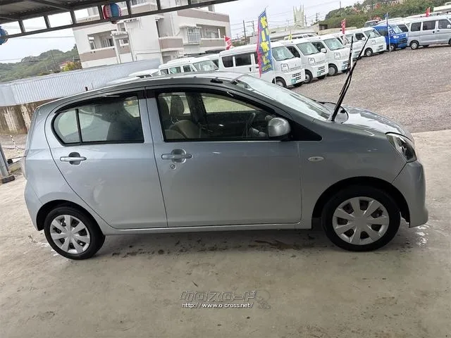 ダイハツ ミライース