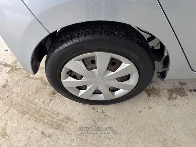 ダイハツ ミライース