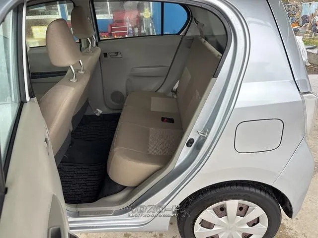 ダイハツ ミライース