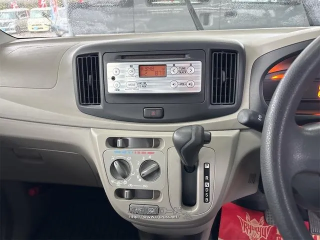 ダイハツ ミライース