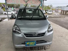 ダイハツ ミライース