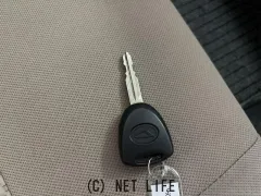 ダイハツ ミライース