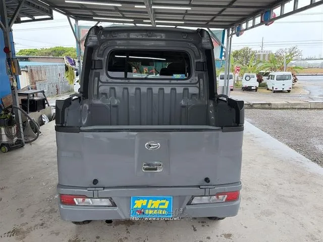 ダイハツ ハイゼットデッキバン