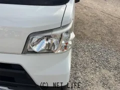 ダイハツ ハイゼットカーゴ