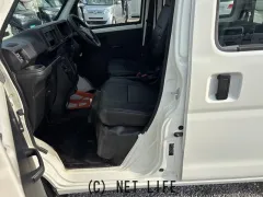 ダイハツ ハイゼットカーゴ