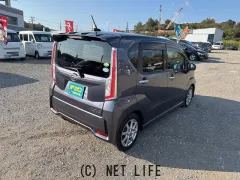 ダイハツ ムーヴ