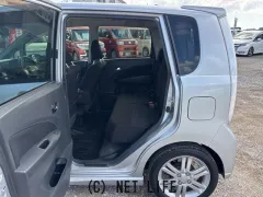 ダイハツ ムーヴ