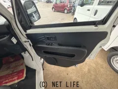 ダイハツ ハイゼットカーゴ