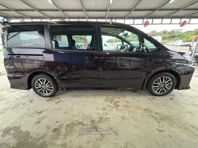 下取り強化キャンペーン実施中♪ご来店時に即査定させていただきます♪ トヨタ ヴォクシー