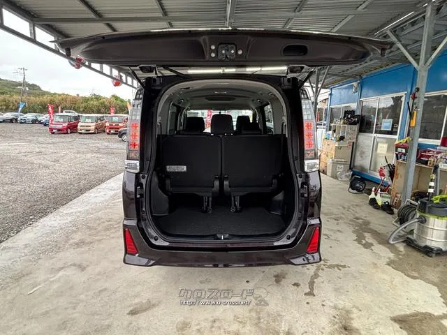 トヨタ ヴォクシー